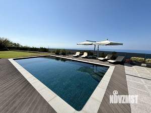 Дом 650м², 3-этажный, участок 16 сот.  