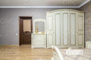 Дом 260м², 3-этажный, участок 4 сот.  