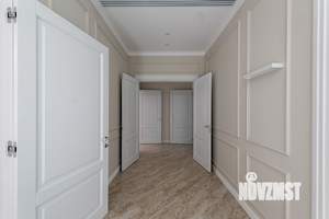 Дом 1500м&sup2;, 3-этажный, участок 30 сот.  