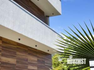 Дом 240м², 2-этажный, участок 4 сот.  