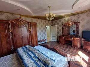 Дом 292м², 2-этажный, участок 6 сот.  