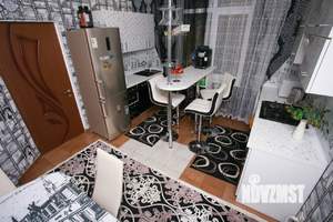 Дом 164м², 3-этажный, участок 4 сот.  
