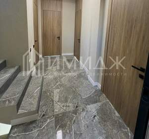 Дом 190м², 2-этажный, участок 8 сот.  
