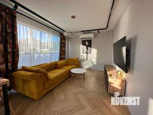 Коттедж 240м², 2-этажный, участок 4 сот.  