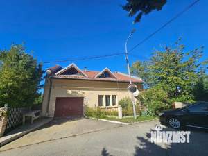 Коттедж 484м², 3-этажный, участок 9 сот.  