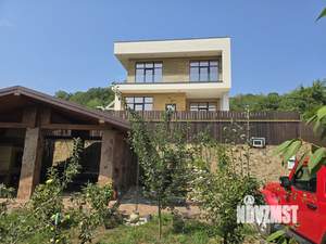 Коттедж 285м², 2-этажный, участок 4 сот.  