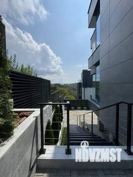 Дом 300м², 3-этажный, участок 5 сот.  