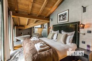 Дом 230м², 2-этажный, участок 11 сот.  