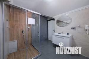 Коттедж 480м², 3-этажный, участок 5 сот.  