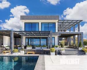 Дом 270м&sup2;, 2-этажный, участок 11 сот.  