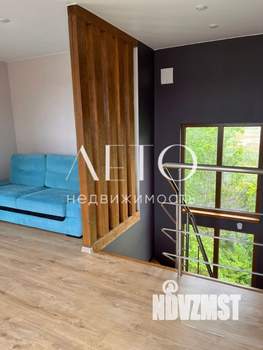 Коттедж 250м², 3-этажный, участок 6 сот.  