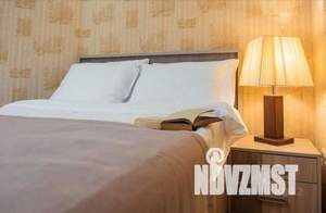 Дом 250м², 3-этажный, участок 10 сот.  