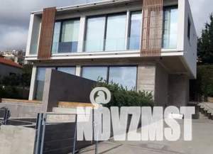 Дом 180м², 2-этажный, участок 4 сот.  