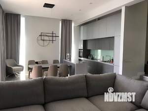 Дом 220м², 2-этажный, участок 8 сот.  