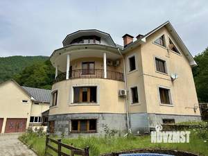 Дом 700м², 4-этажный, участок 22 сот.  