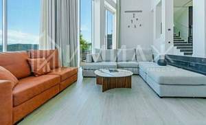 Дом 250м², 2-этажный, участок 5 сот.  