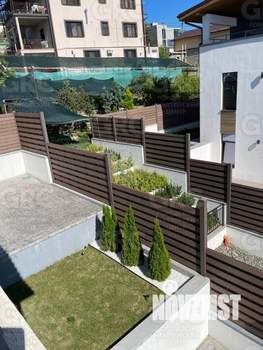 Дом 180м&sup2;, 2-этажный, участок 4 сот.  