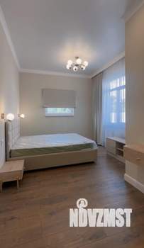 Коттедж 190м², 2-этажный, участок 7 сот.  