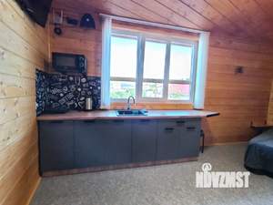 Дом 180м&sup2;, 3-этажный, участок 3 сот.  