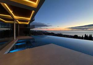 Дом 436м&sup2;, 3-этажный, участок 5 сот.  