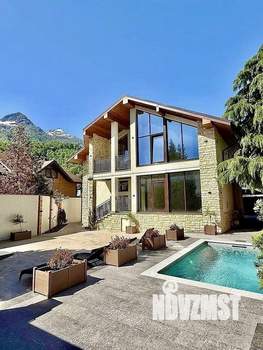 Дом 258м², 2-этажный, участок 5 сот.  