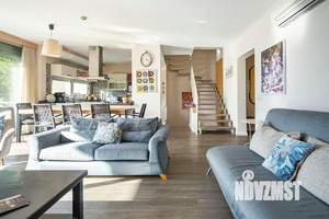 Дом 190м², 3-этажный, участок 8 сот.  