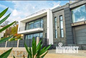 Дом 300м², 3-этажный, участок 5 сот.  