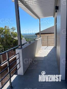 Дом 180м&sup2;, 2-этажный, участок 4 сот.  