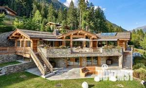 Коттедж 600м², 3-этажный, участок 50 сот.  