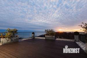 Дом 370м², 3-этажный, участок 8 сот.  