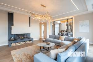 Дом 720м², 4-этажный, участок 17 сот.  