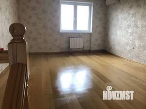 Дом 200м², 3-этажный, участок 9 сот.  