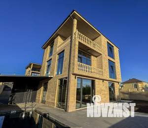 Коттедж 258м², 3-этажный, участок 5 сот.  