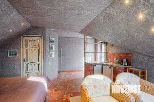 Дом 345м², 3-этажный, участок 15 сот.  