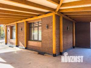 Дом 295м&sup2;, 2-этажный, участок 5 сот.  