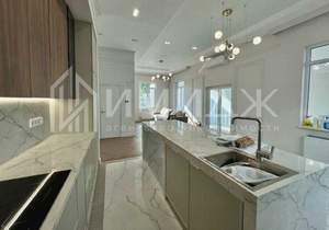 Дом 550м², 2-этажный, участок 8 сот.  