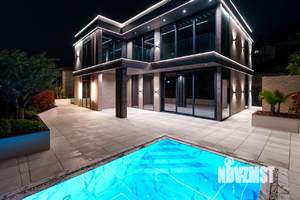 Дом 340м², 2-этажный, участок 6 сот.  