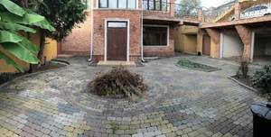 Дом 231м², 2-этажный, участок 10 сот.  