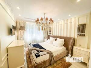 Дом 450м&sup2;, 3-этажный, участок 10 сот.  