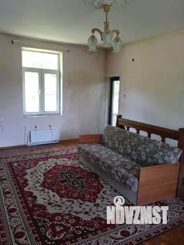 Дом 190м², 3-этажный, участок 9 сот.  