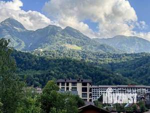 Дом 250м², 3-этажный, участок 6 сот.  