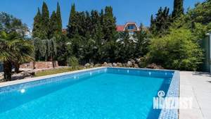 Дом 360м², 3-этажный, участок 9 сот.  