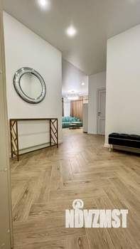 Коттедж 180м², 2-этажный, участок 5 сот.  