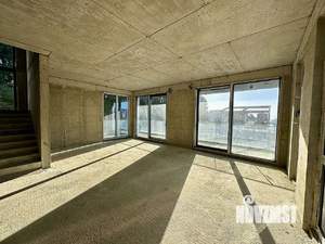 Коттедж 225м², 2-этажный, участок 6 сот.  