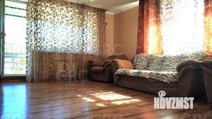 Дом 208м², 2-этажный, участок 4 сот.  