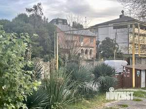 Дом 192м&sup2;, 3-этажный, участок 10 сот.  