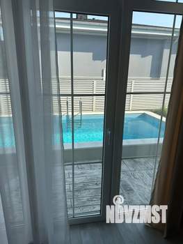 Дом 279м², 2-этажный, участок 348 сот.  