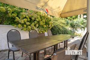 Дом 900м², 3-этажный, участок 15 сот.  