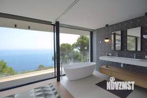 Дом 250м², 2-этажный, участок 7 сот.  