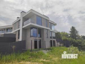 Дом 340м², 3-этажный, участок 6 сот.  